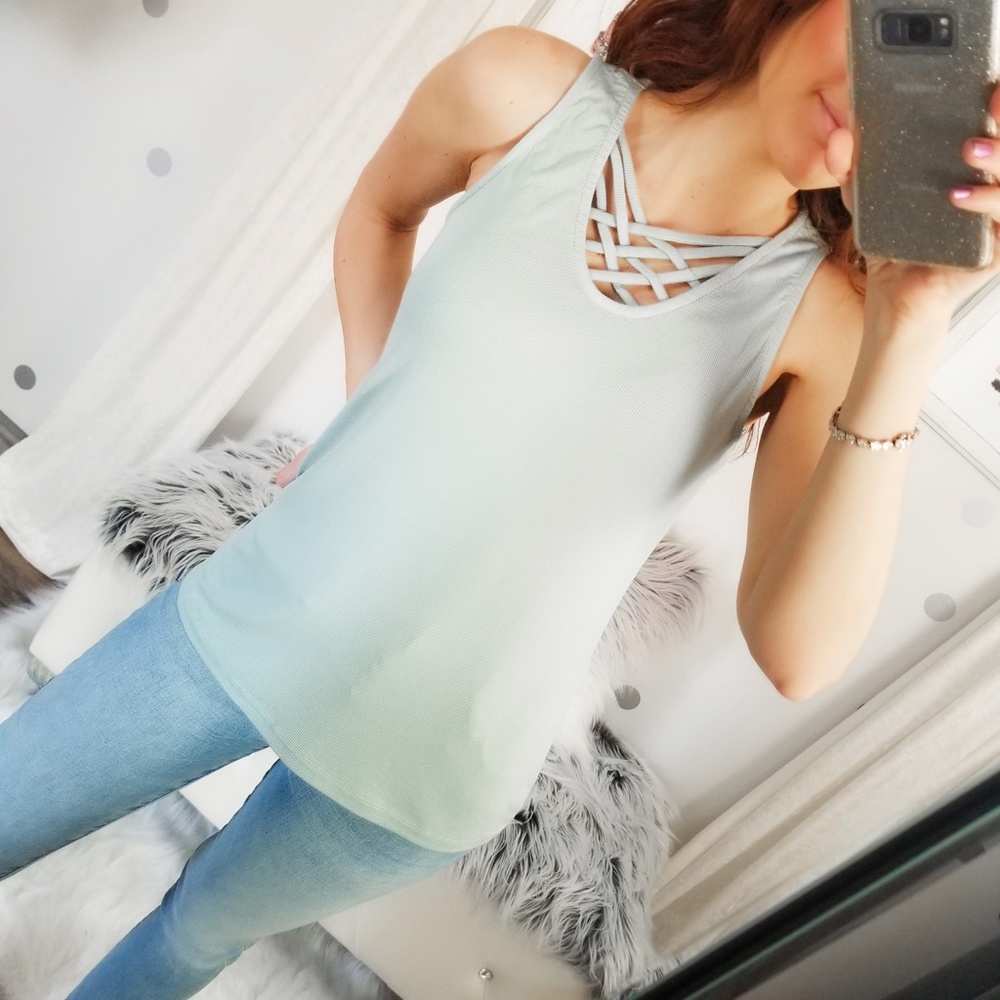 Last1️⃣ Stretchy Ribbed Basic Tank Fall Layering Tops Summer Tank Tops - Picture 6 of 8